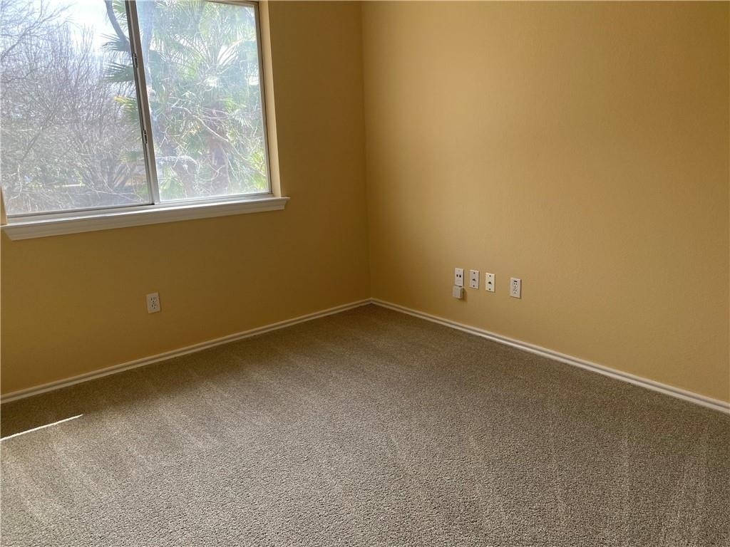 9609 Nightjar Dr - Photo 7