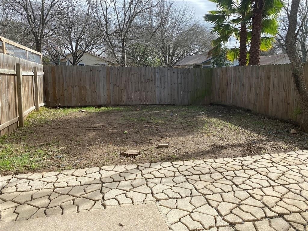 9609 Nightjar Dr - Photo 10