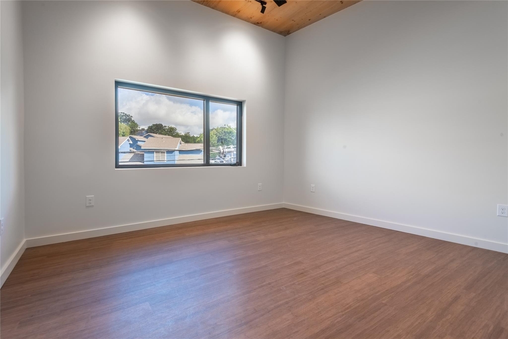 3515 Webberville Rd - Photo 9