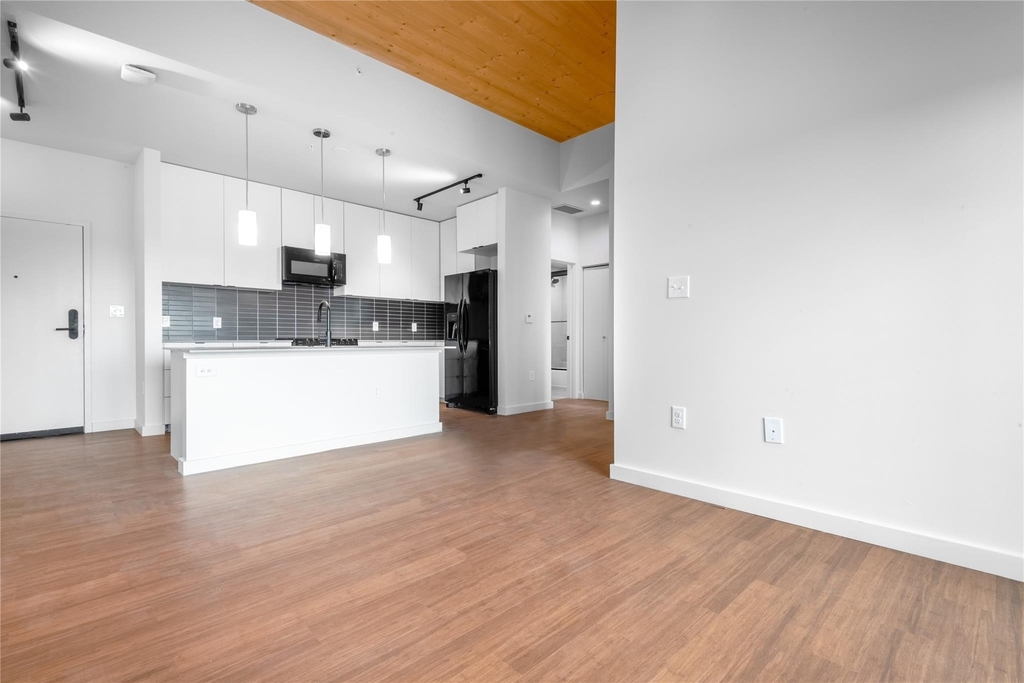 3515 Webberville Rd - Photo 3