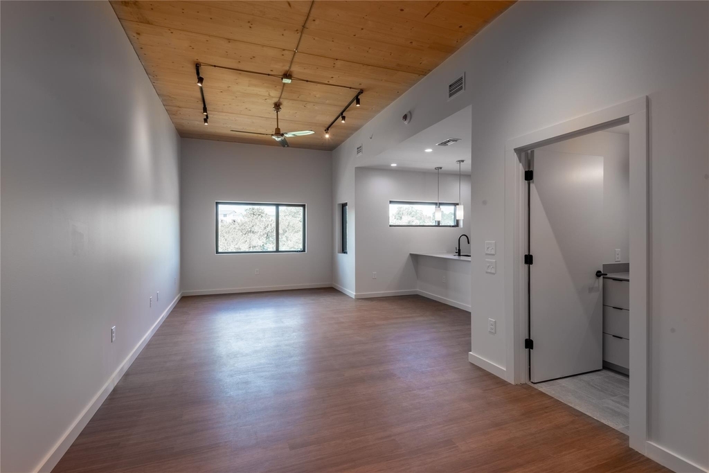 3515 Webberville Rd - Photo 7