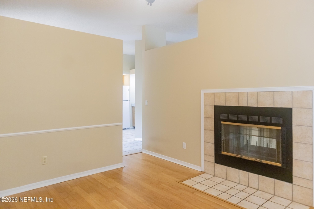 8066 Dickie Drive - Photo 2