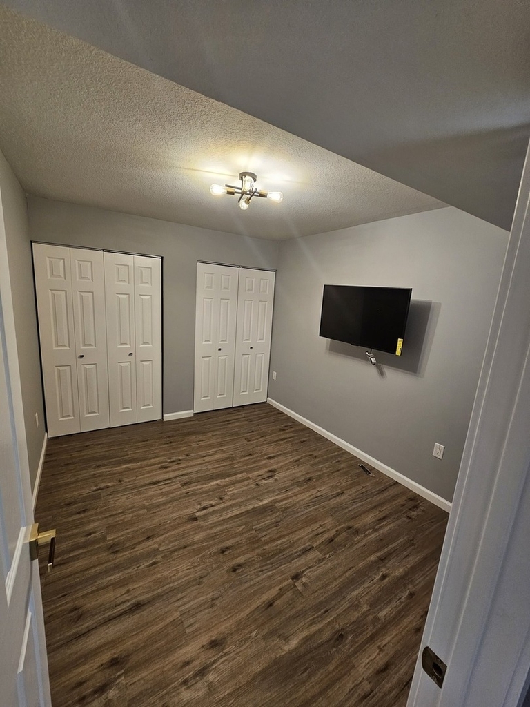 1806 S Cottage Grove Avenue - Photo 7