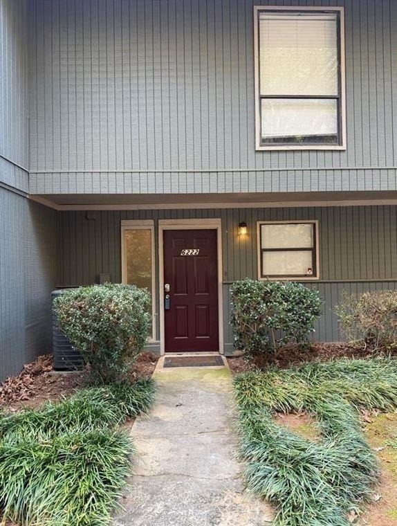 6222 Overlook Road - Photo 0