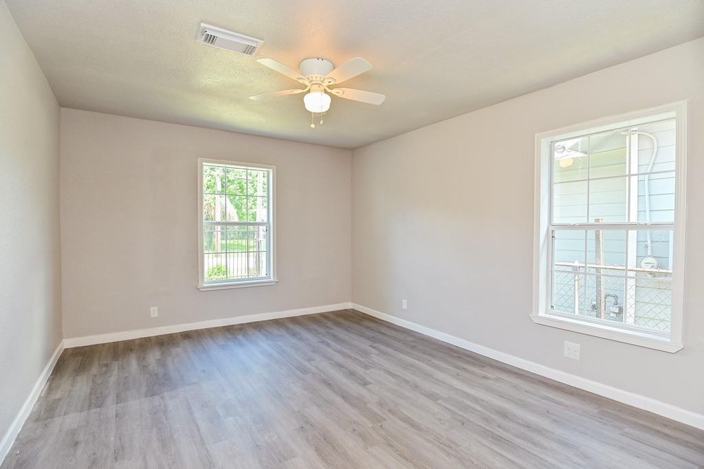 4714 Nichols Street - Photo 21