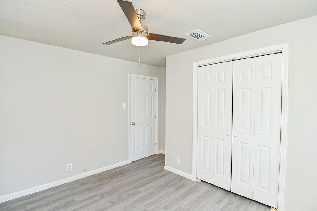 4714 Nichols Street - Photo 16