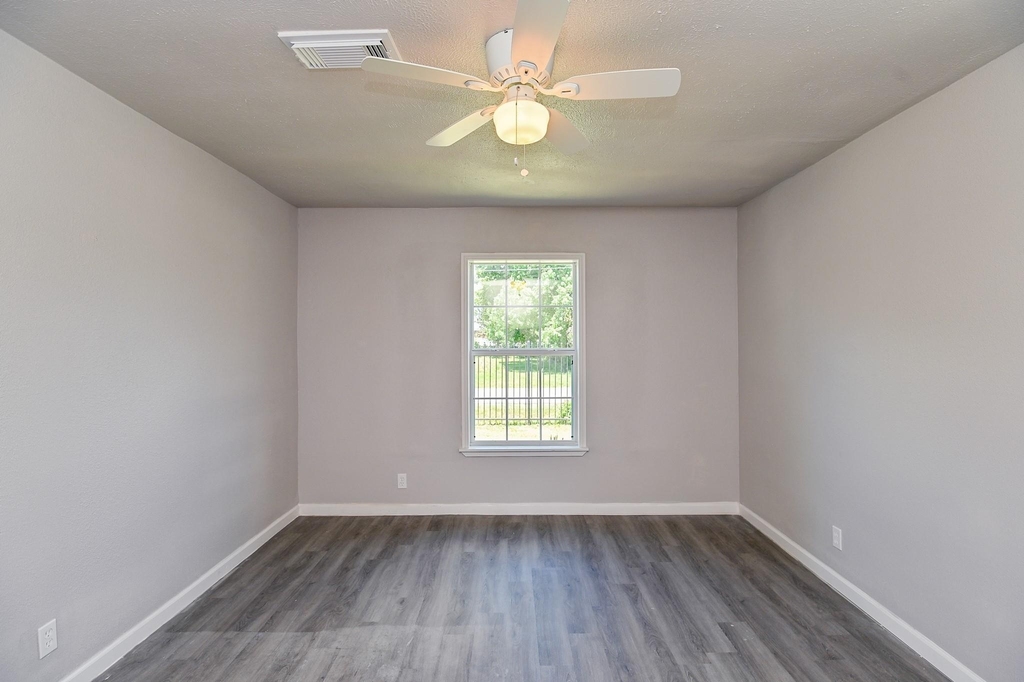 4714 Nichols Street - Photo 27