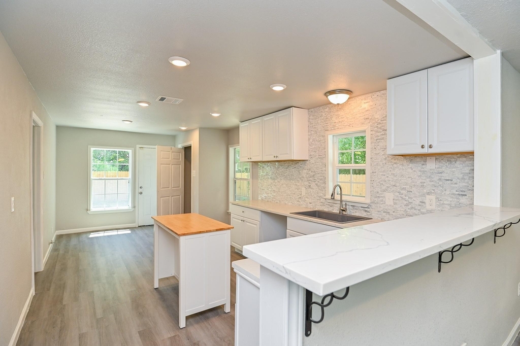 4714 Nichols Street - Photo 8