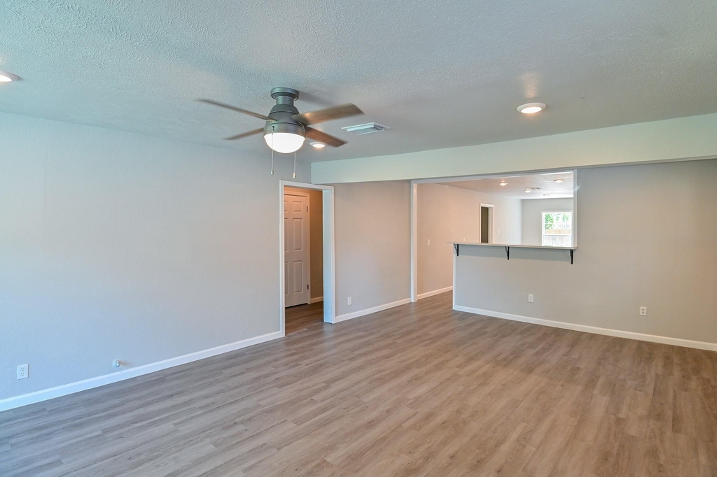 4714 Nichols Street - Photo 6