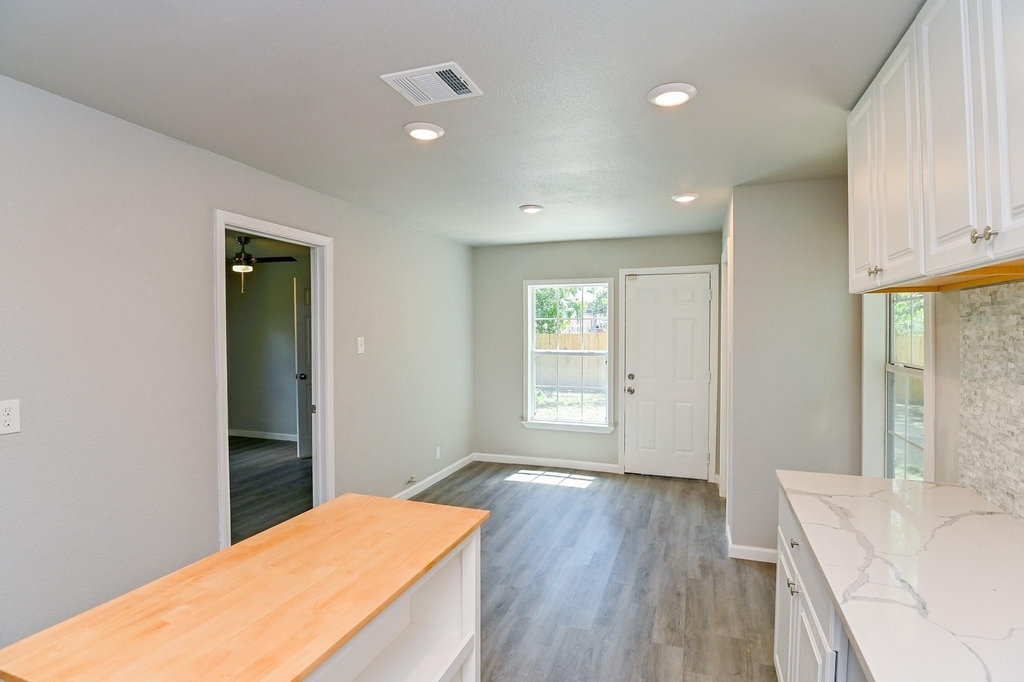 4714 Nichols Street - Photo 12