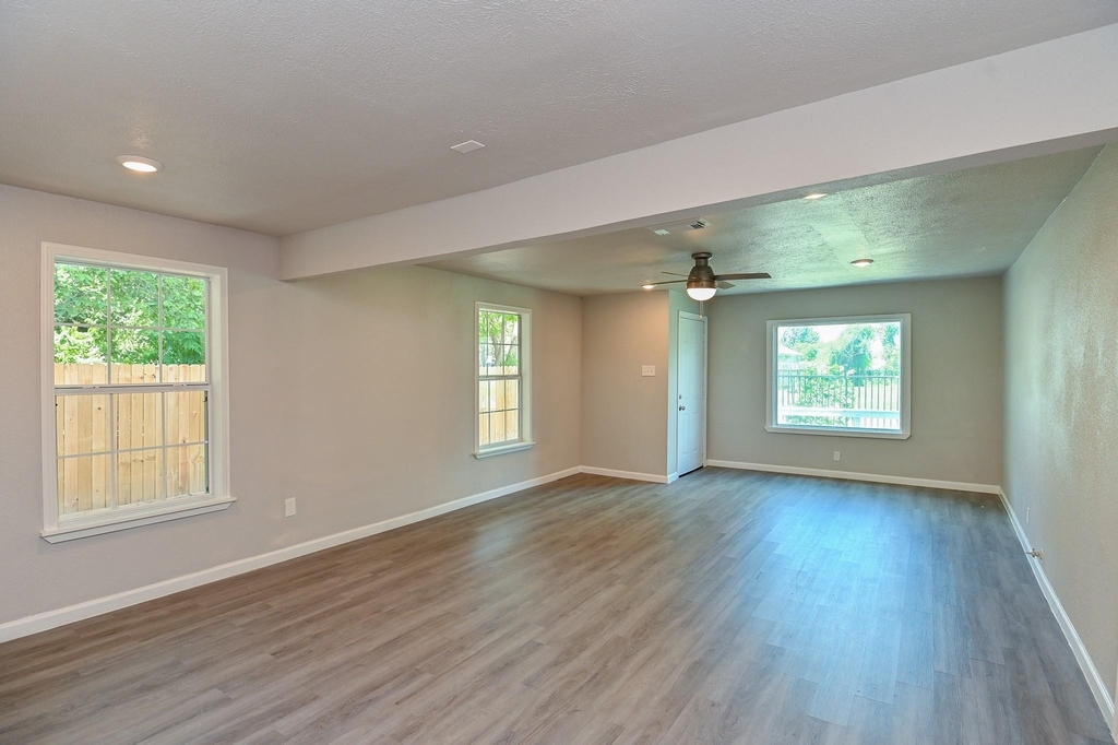 4714 Nichols Street - Photo 5
