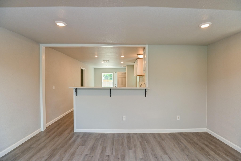 4714 Nichols Street - Photo 7