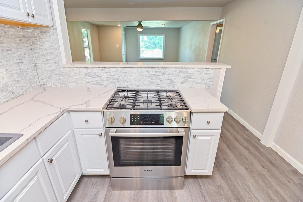 4714 Nichols Street - Photo 11