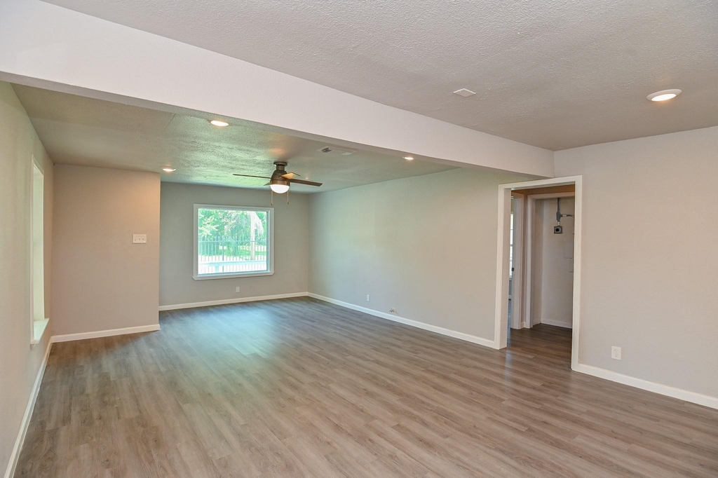 4714 Nichols Street - Photo 4