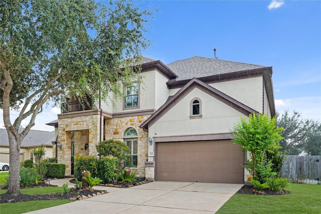 2515 Sentry Oak Way - Photo 1