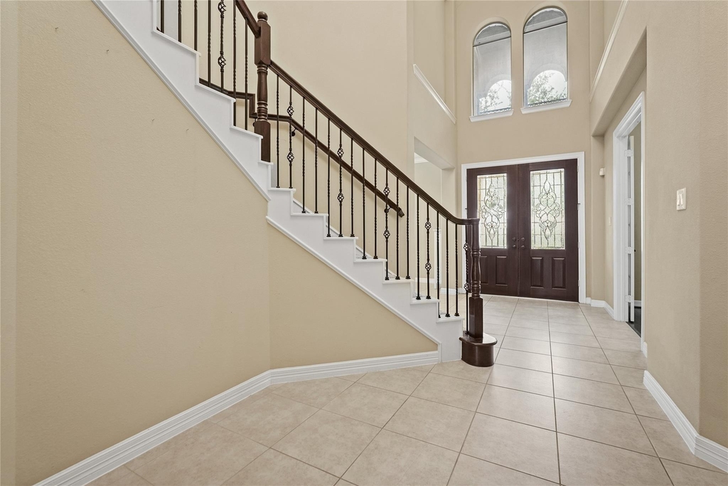 2515 Sentry Oak Way - Photo 5