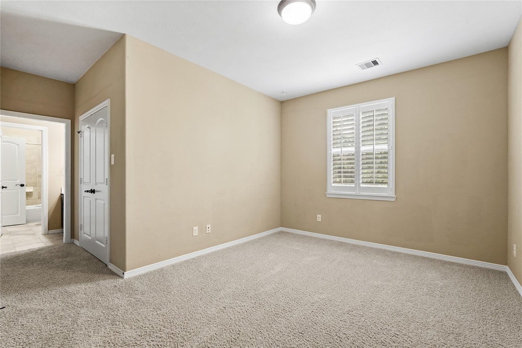 2515 Sentry Oak Way - Photo 18