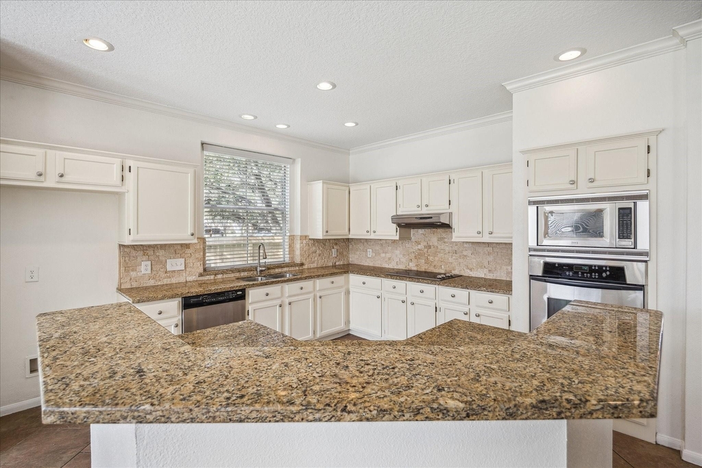 12831 Dove Point Lane - Photo 24