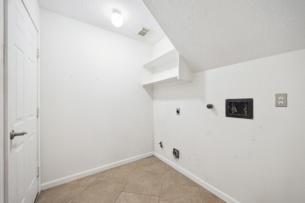 12831 Dove Point Lane - Photo 33