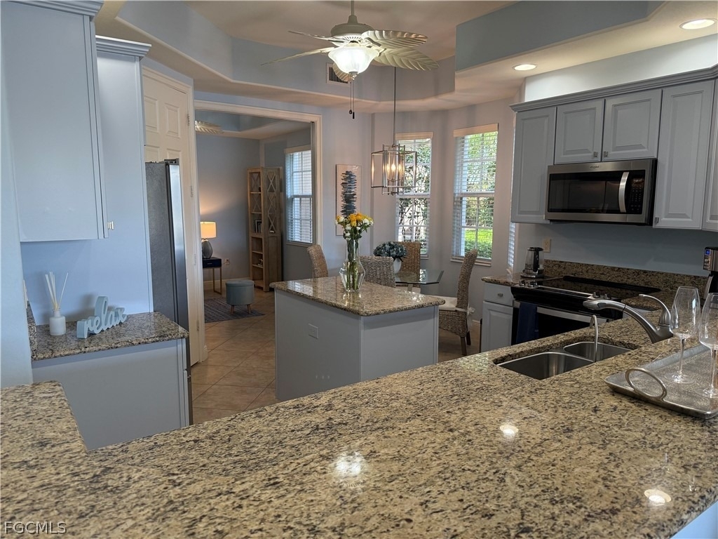 7832 Hawthorne Drive - Photo 8