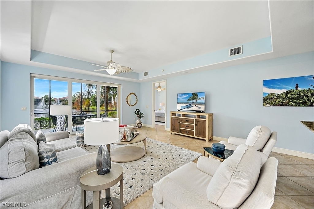 7832 Hawthorne Drive - Photo 4