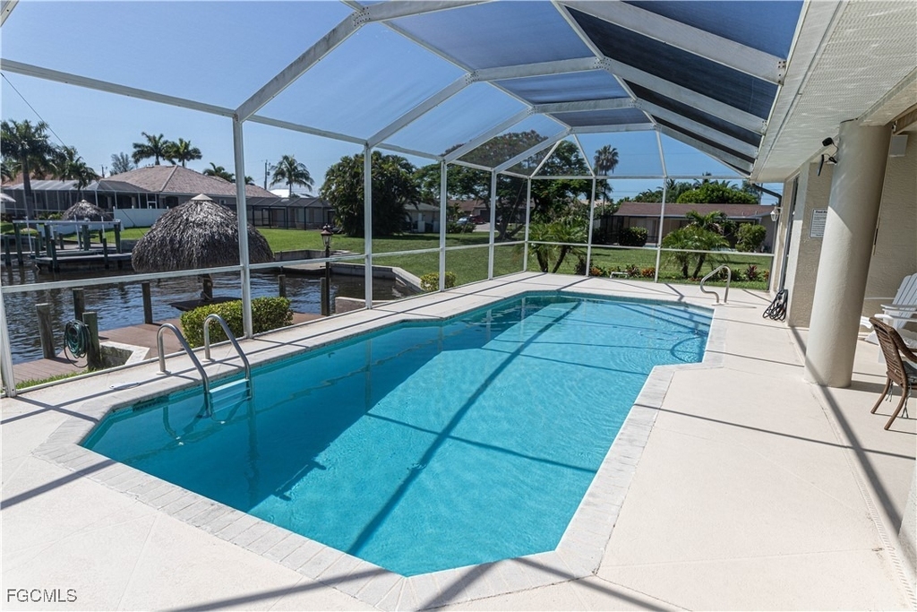 4701 Sands Boulevard - Photo 2