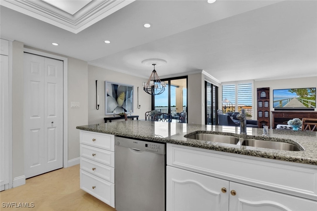 3115 Gulf Shore Boulevard N - Photo 9