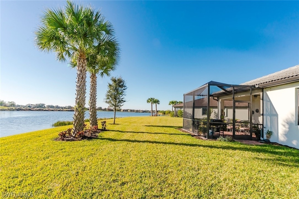 5988 Mayflower Way - Photo 17