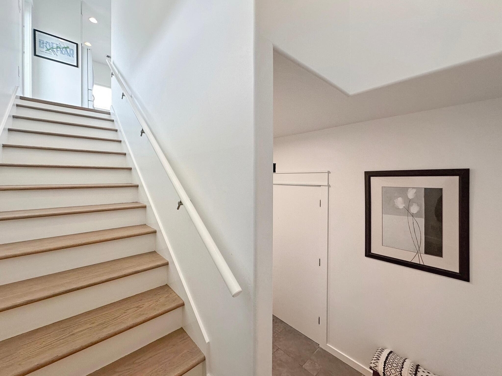 2496 Gilmore - Photo 22
