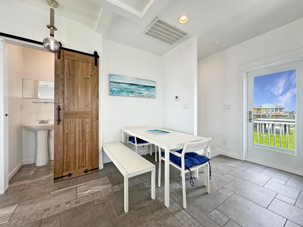 2496 Gilmore - Photo 12