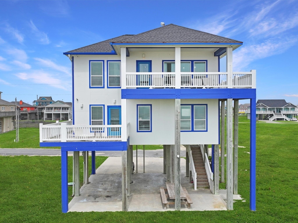 2496 Gilmore - Photo 32