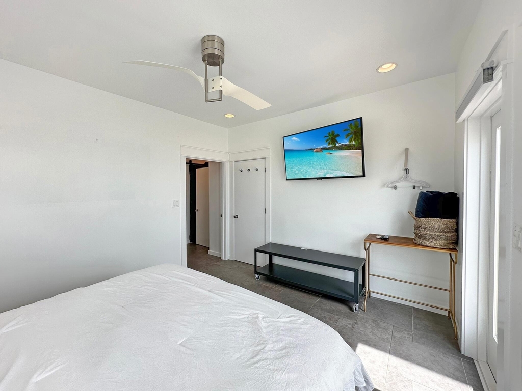 2496 Gilmore - Photo 14