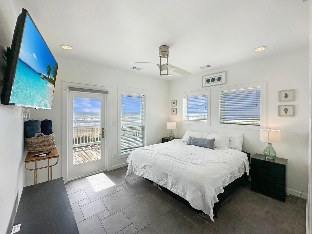 2496 Gilmore - Photo 13