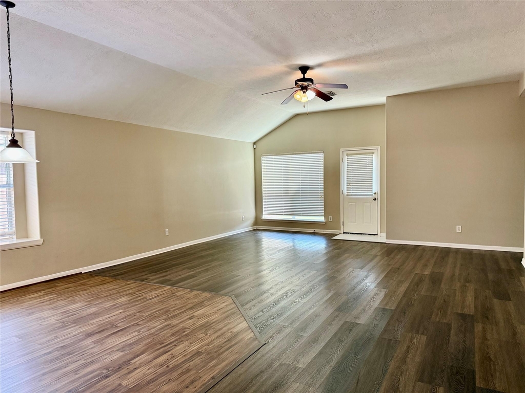 7111 Favian Court - Photo 2