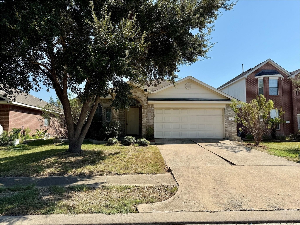 7111 Favian Court - Photo 0