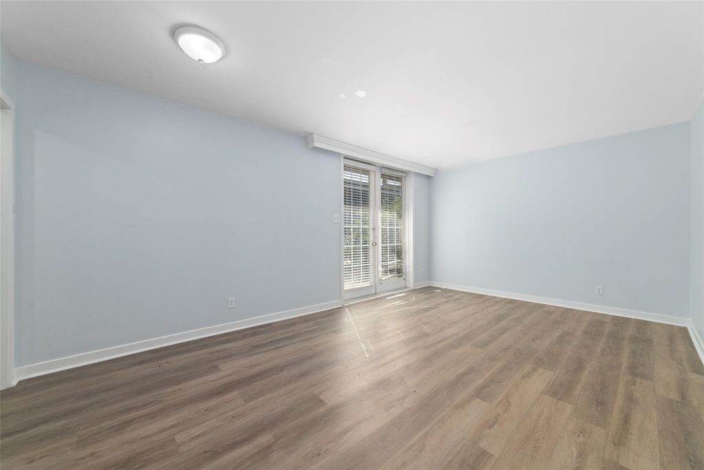 3300 Yorktown Street - Photo 6
