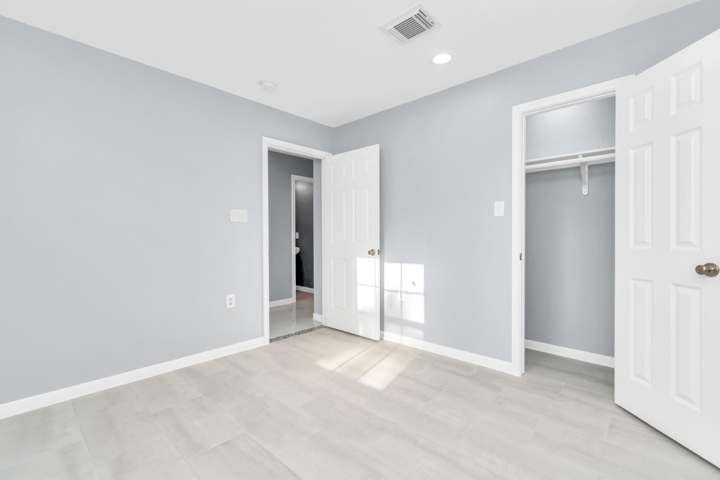 2826 W Fm 1462 - Photo 29