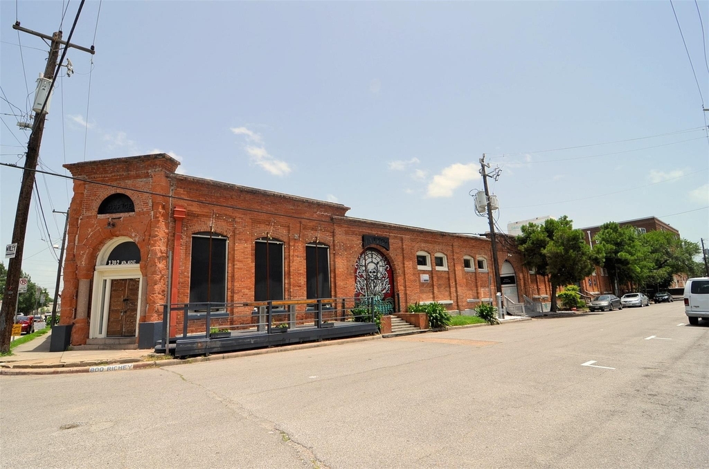 1310 Nance Street - Photo 14