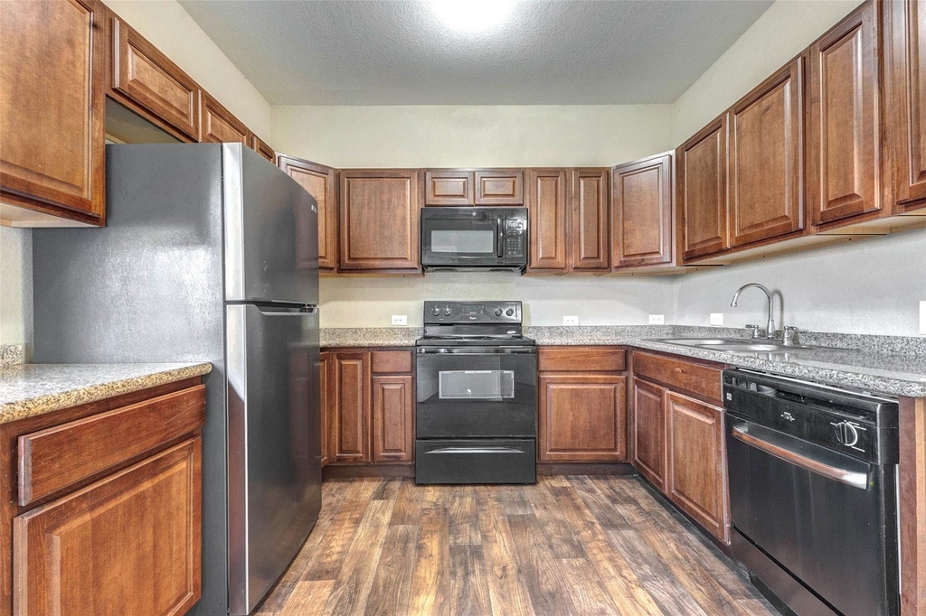 8622 Torcello Street - Photo 1