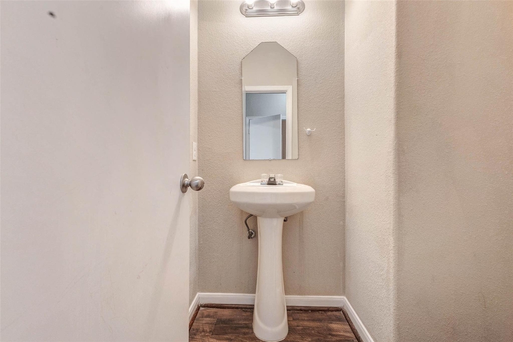 8622 Torcello Street - Photo 10