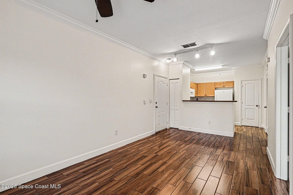 6440 Borasco Drive - Photo 7