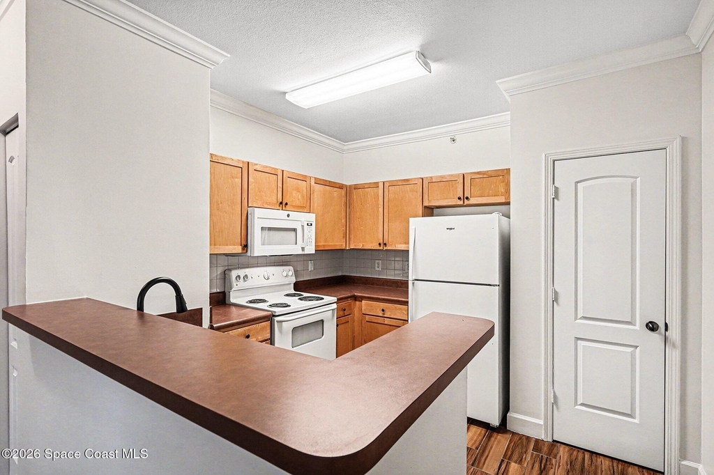 6440 Borasco Drive - Photo 8