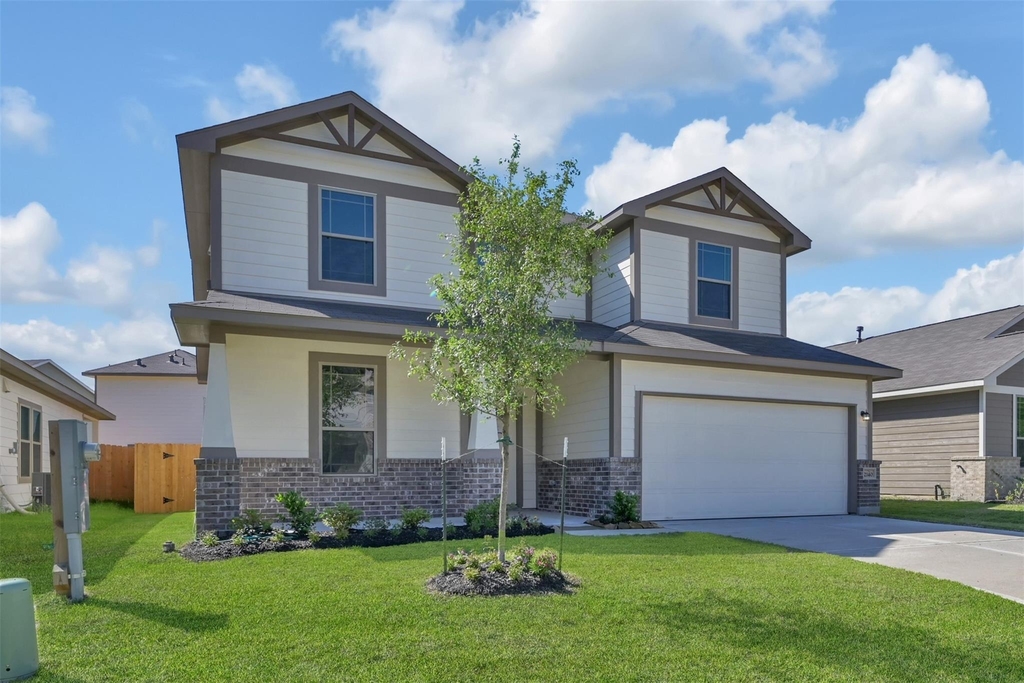 2140 Cedar Bend Drive - Photo 0