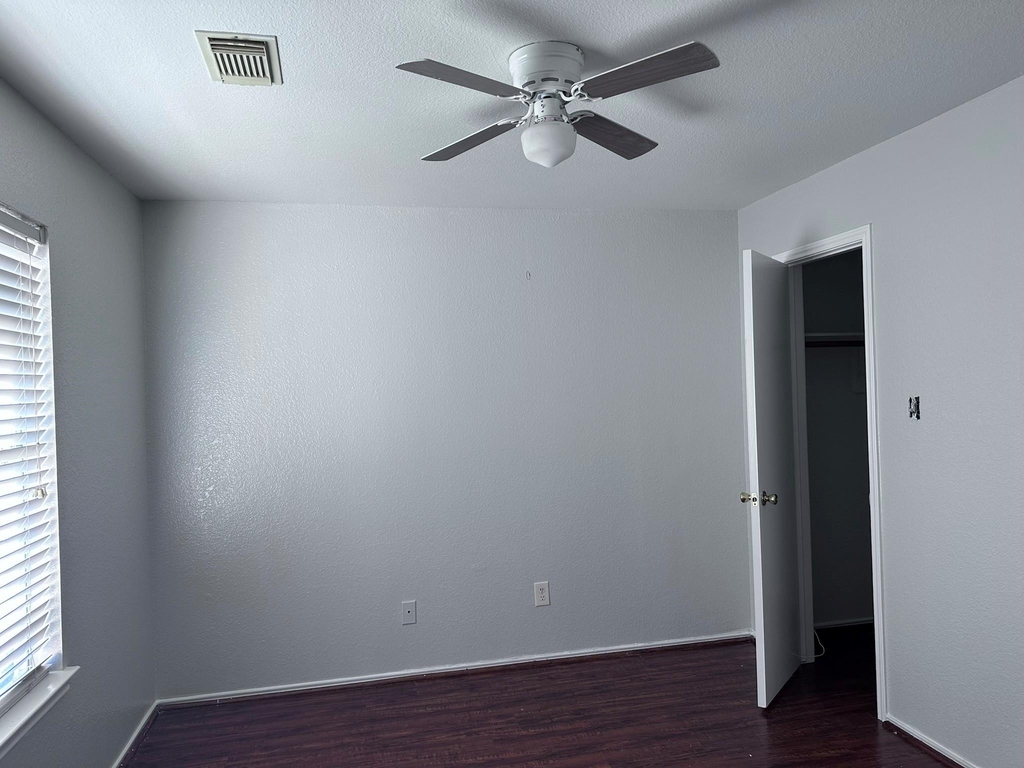 15522 Baxter Avenue - Photo 19