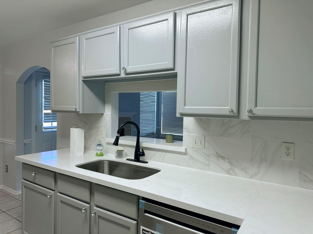 15522 Baxter Avenue - Photo 4