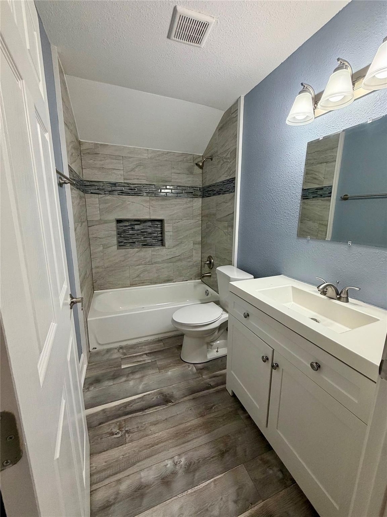 2322 Central Street - Photo 9