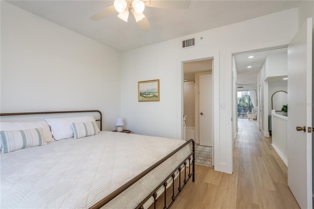 320 Island Way - Photo 32