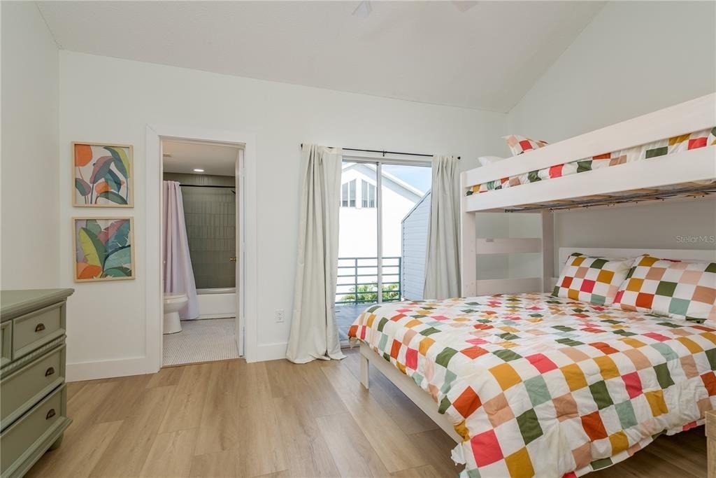 320 Island Way - Photo 40