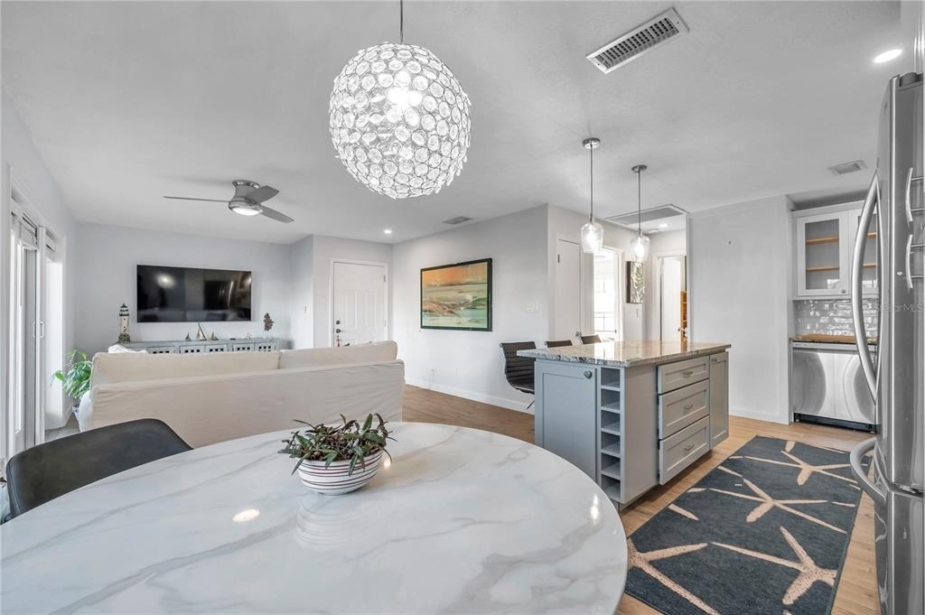 4728 Beach Drive Se - Photo 8