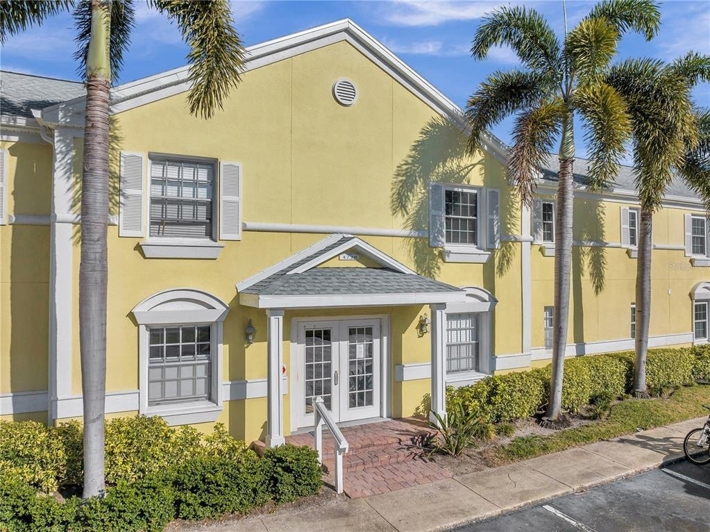 4728 Beach Drive Se - Photo 1